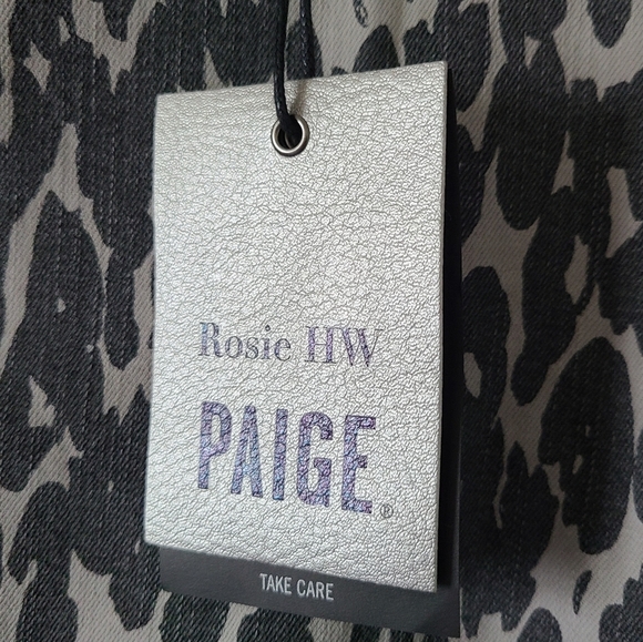 Paige x Rosie HW Poppy Crop Flare - Picture 5 of 6